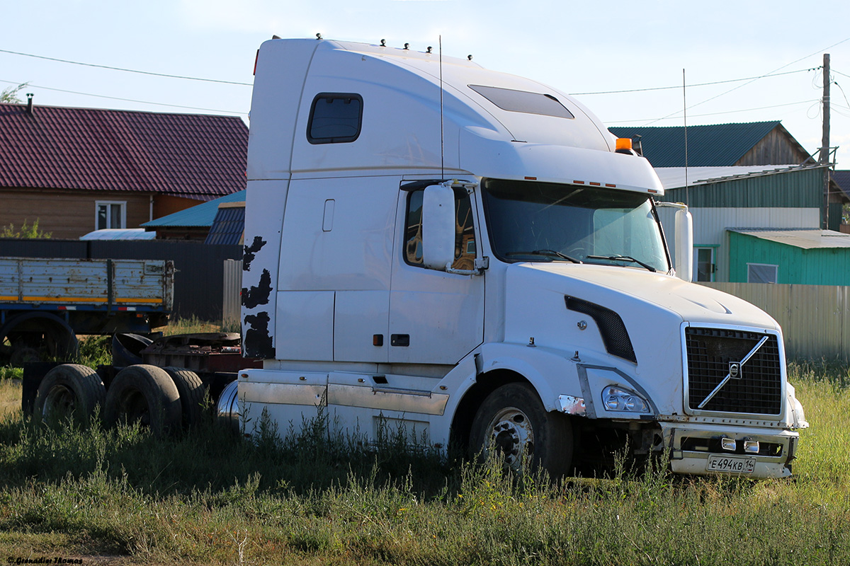 Саха (Якутия), № Е 494 КВ 14 — Volvo VNL670