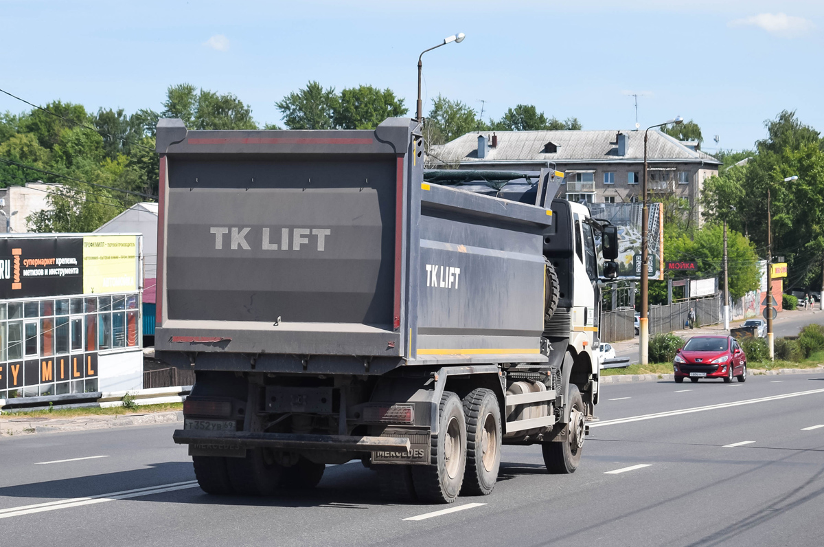 Тверская область, № Т 352 УВ 69 — FAW J6 CA3310