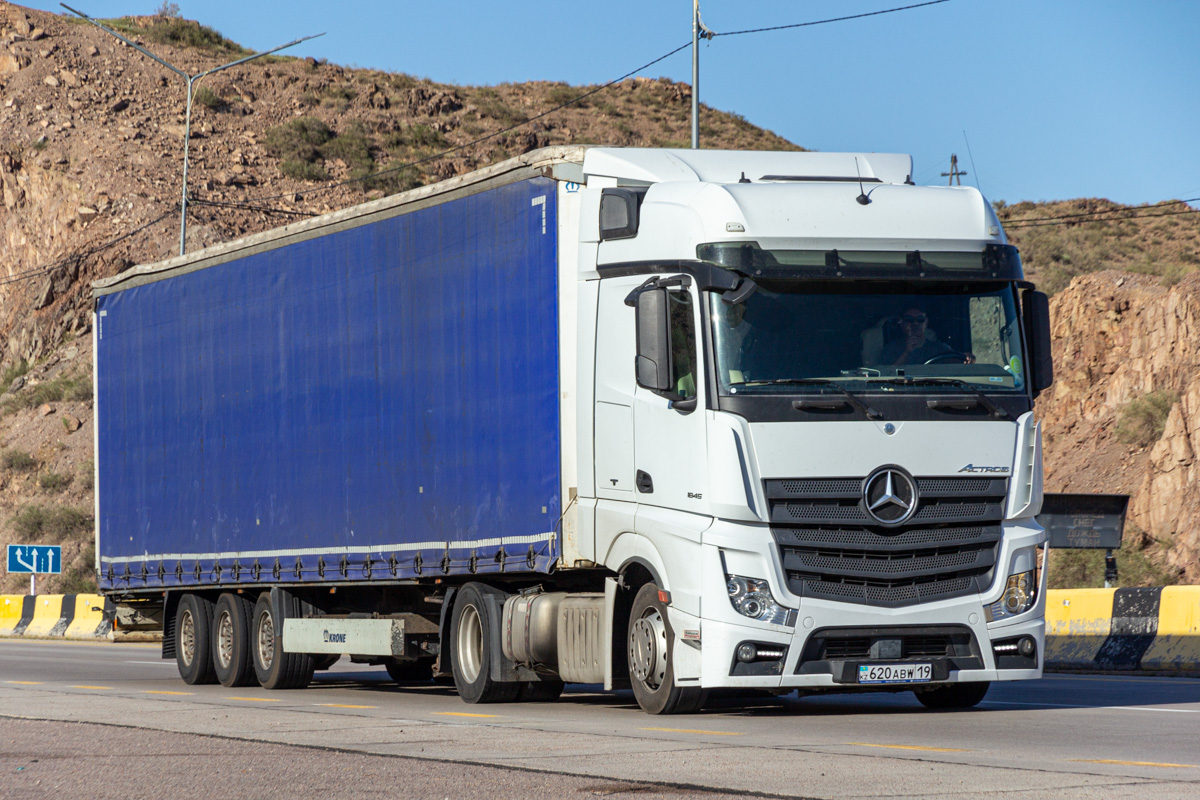 Жетысуская область, № 620 ABW 19 — Mercedes-Benz Actros ('2011) 1845