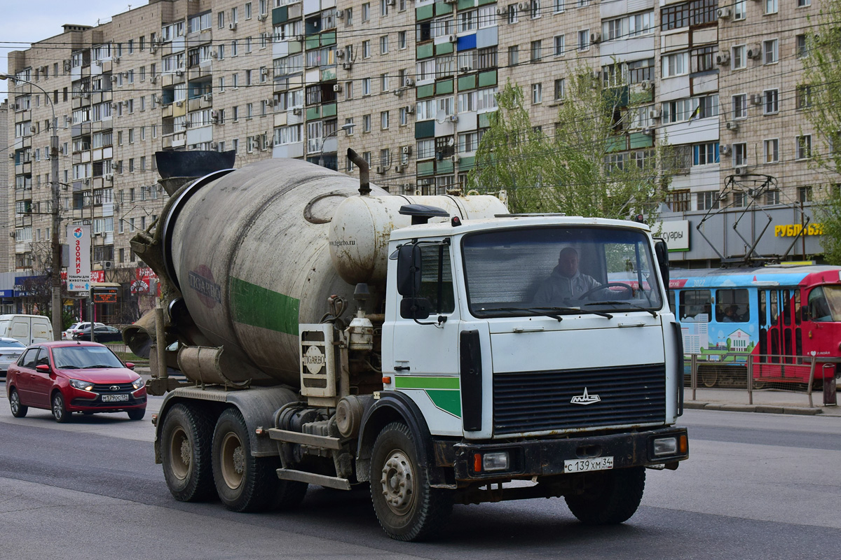 Волгоградская область, № С 139 ХМ 34 — МАЗ-5516A5