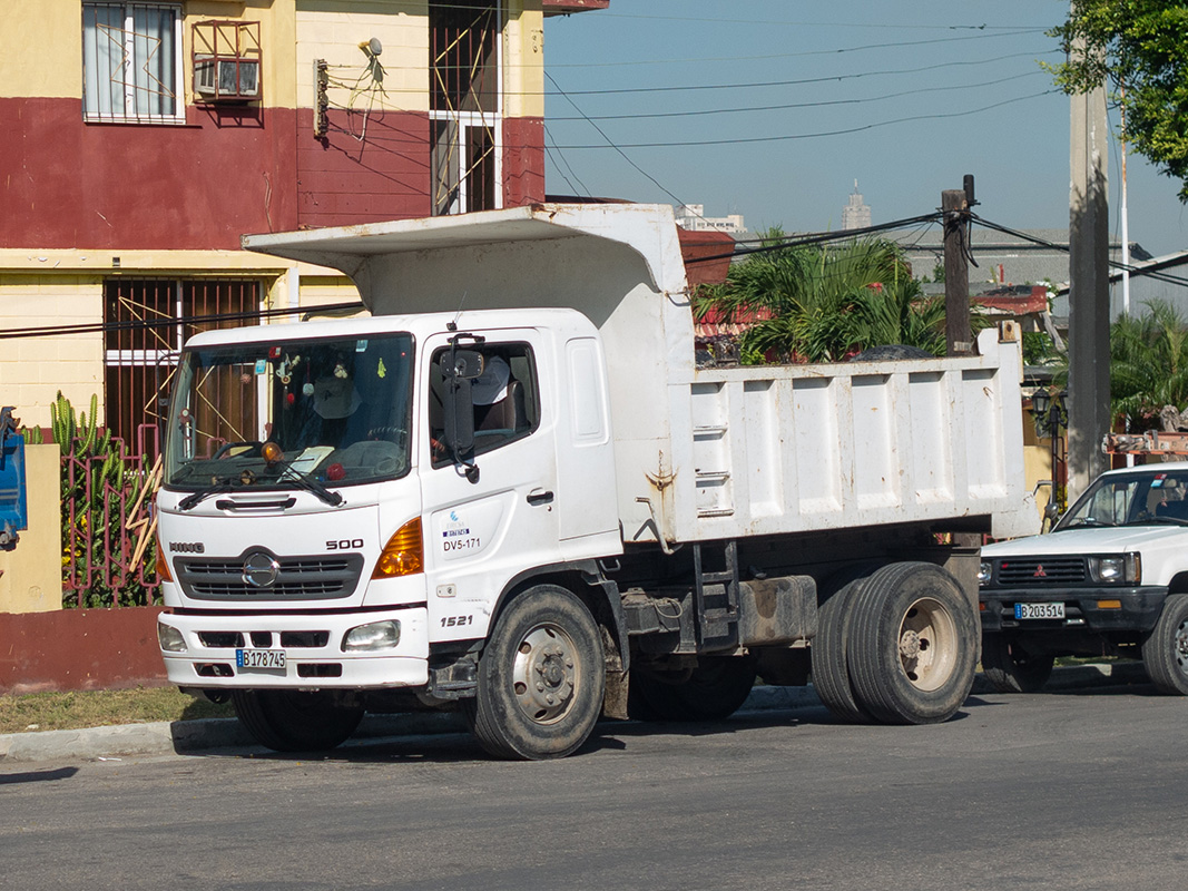 Куба, № B 178 745 — Hino 500