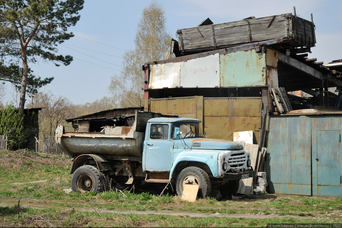 Новосибирская область, № В 744 ЕК 54 — ЗИЛ-130Д1