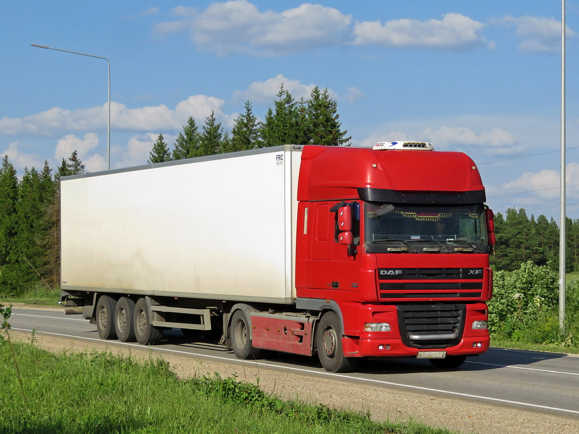 Санкт-Петербург, № Е 304 СС 178 — DAF XF105 FT