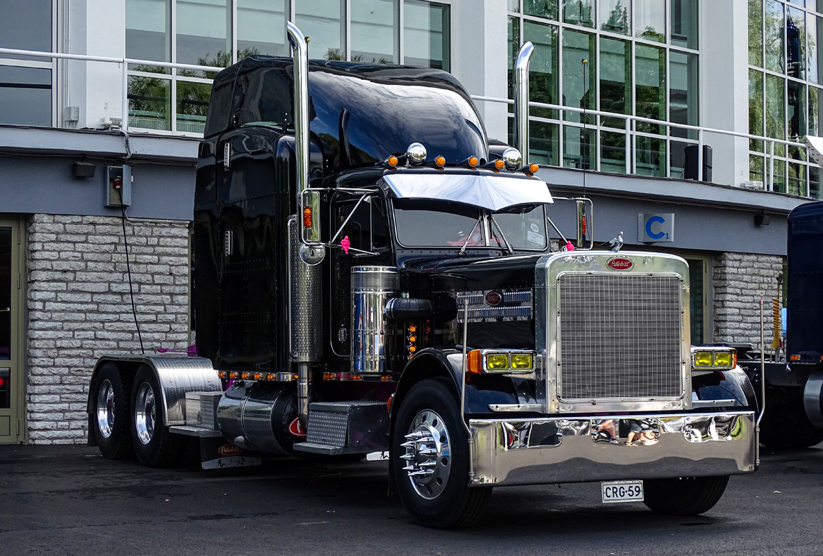 Финляндия, № CRG-59 — Peterbilt 359; Эстония — Tallinn Truck Show 2023