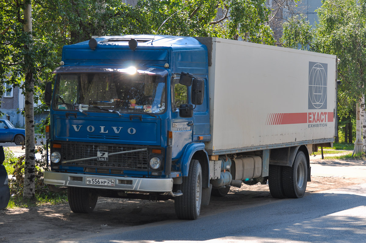 Архангельская область, № В 556 НР 29 — Volvo F7