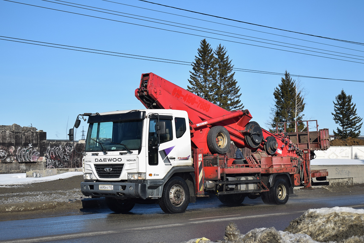 Алтайский край, № В 690 КО 125 — Daewoo Novus