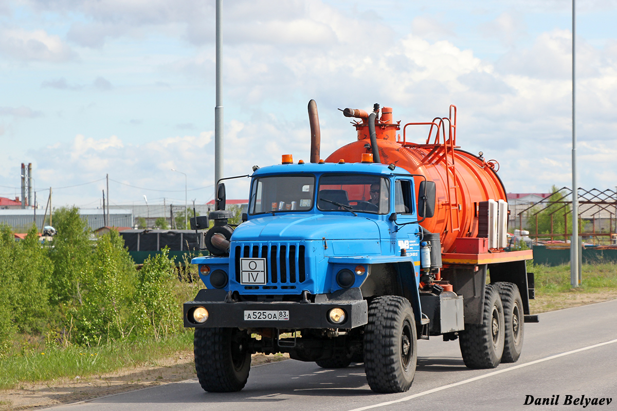 Ненецкий автономный округ, № А 525 ОА 83 — Урал-55571-40