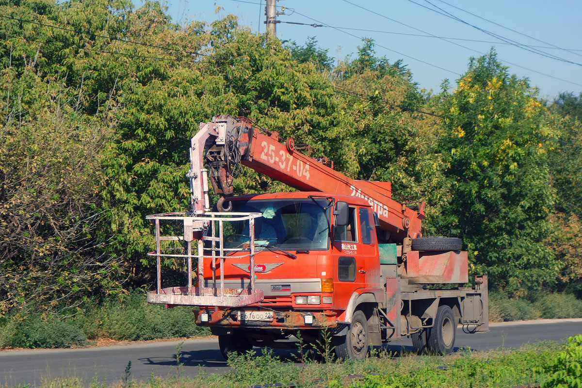 Саратовская область, № Е 616 ОО 22 — Hino Ranger