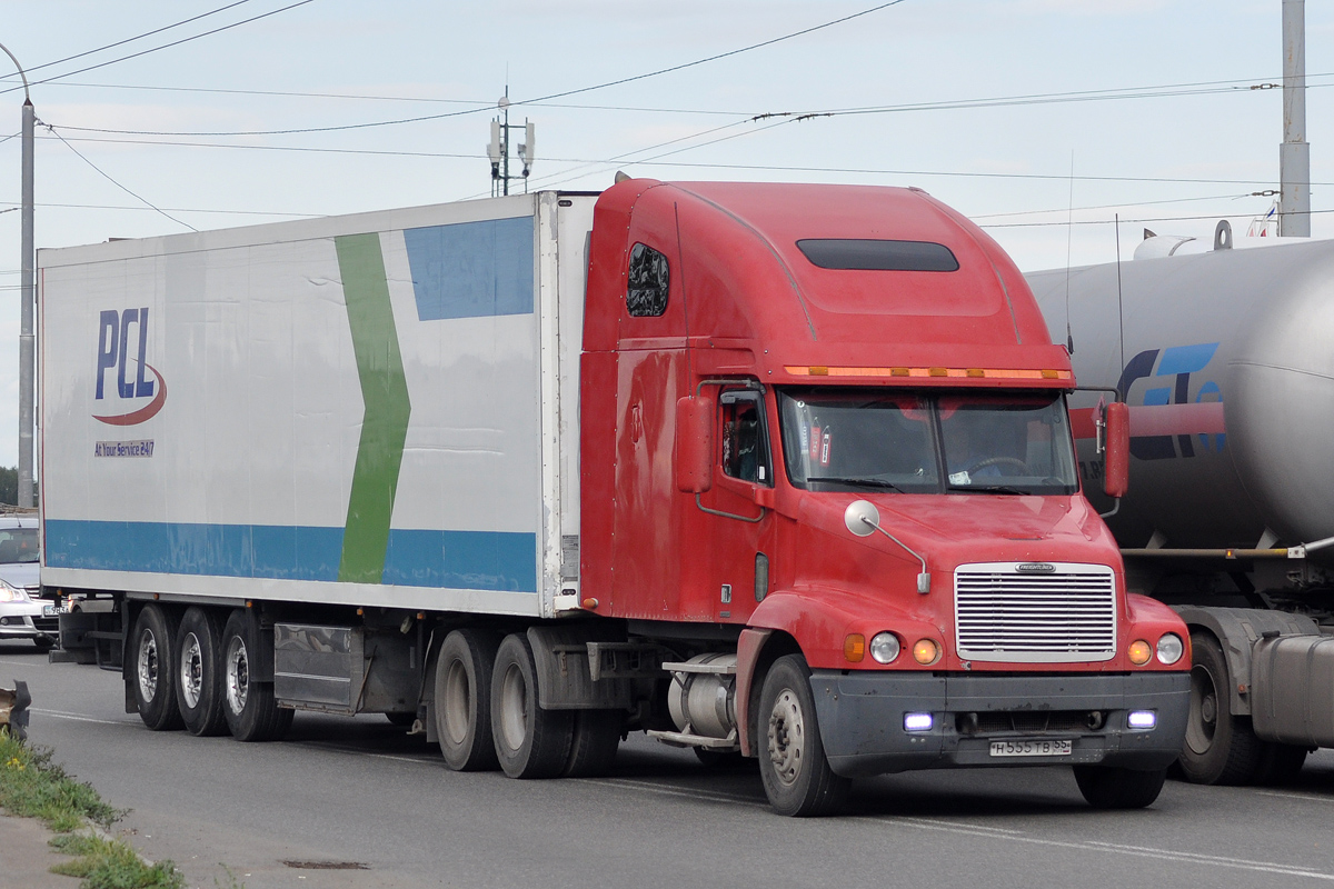 Омская область, № Н 555 ТВ 55 — Freightliner Century Class