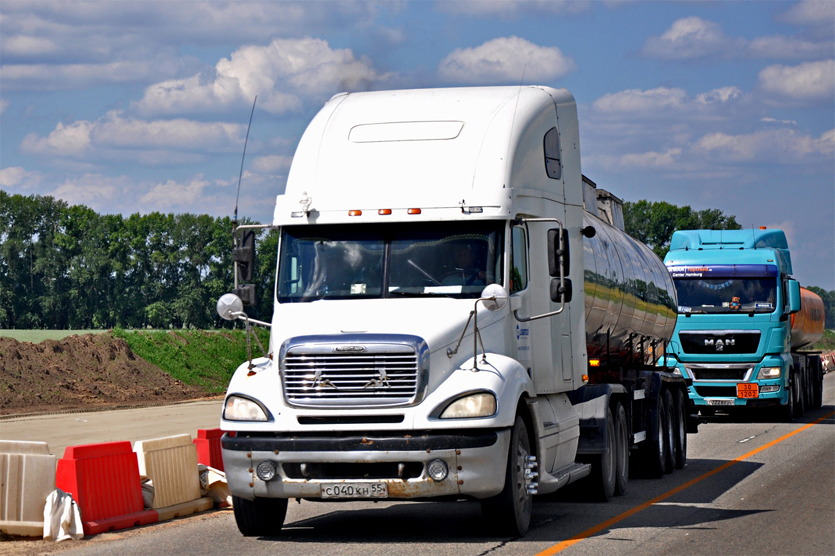 Омская область, № С 040 КН 55 — Freightliner Columbia