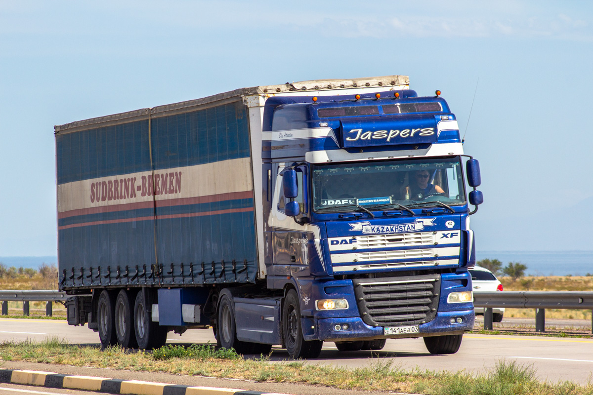 Акмолинская область, № 141 AEJ 03 — DAF XF95 FT