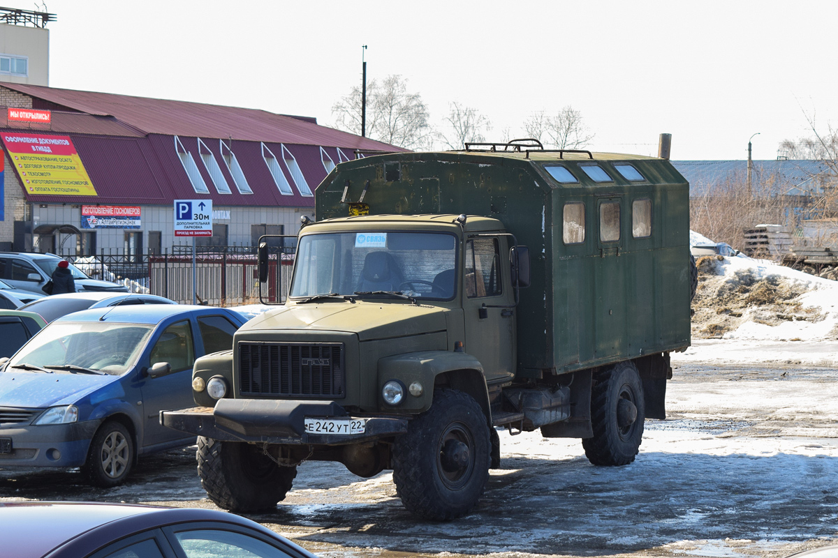 Алтайский край, № Е 242 УТ 22 — ГАЗ-33081 «Садко»