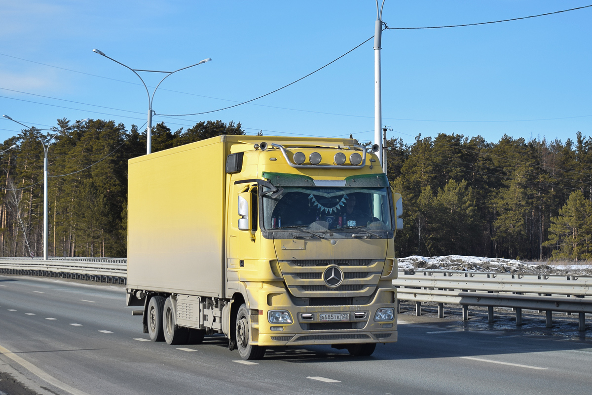 Алтайский край, № А 685 ТК 122 — Mercedes-Benz Actros ('2003) 2541