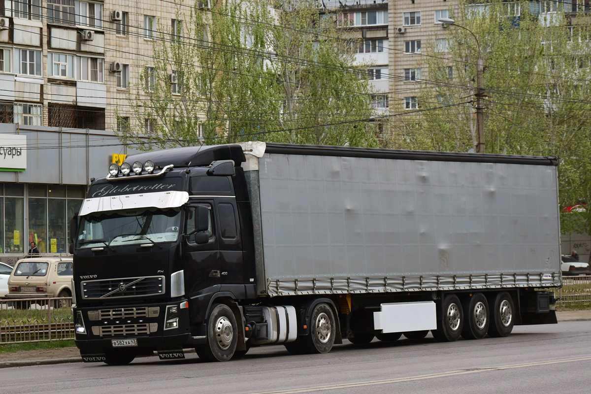 Кировская область, № В 582 ХА 43 — Volvo ('2002) FH12.400