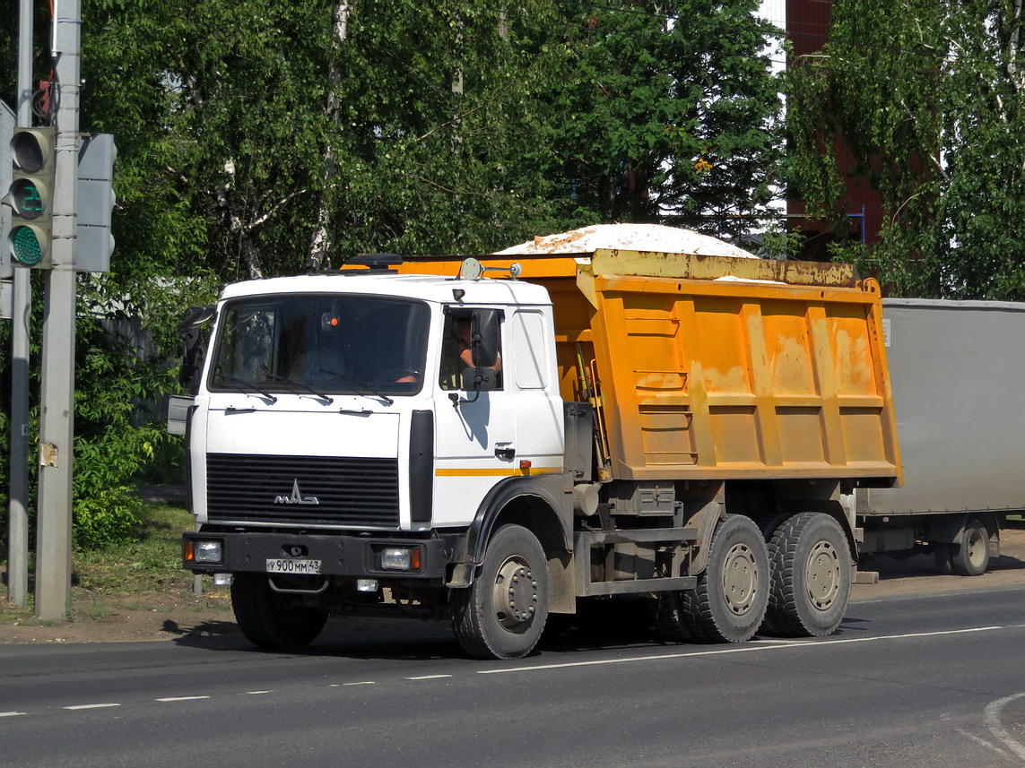 Кировская область, № У 900 ММ 43 — МАЗ-5516X5