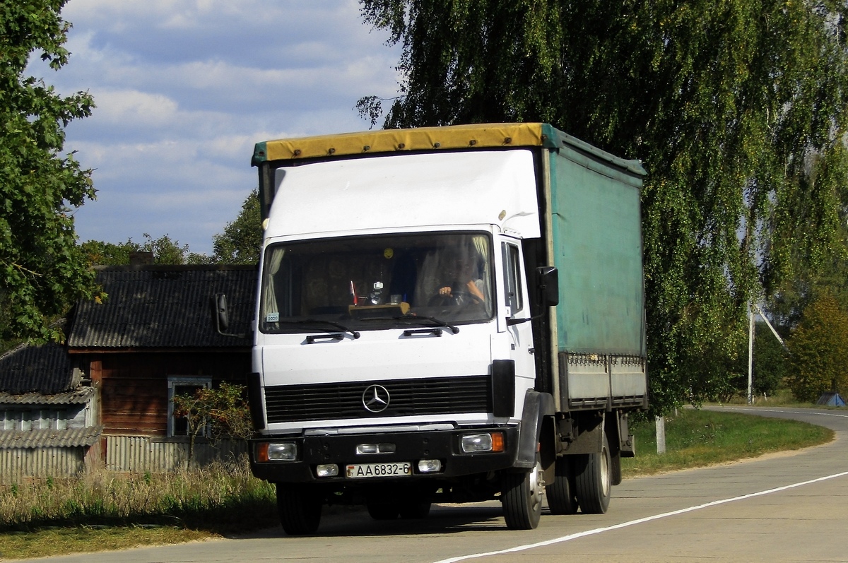 Могилёвская область, № АА 6832-6 — Mercedes-Benz LK (общ. мод.)