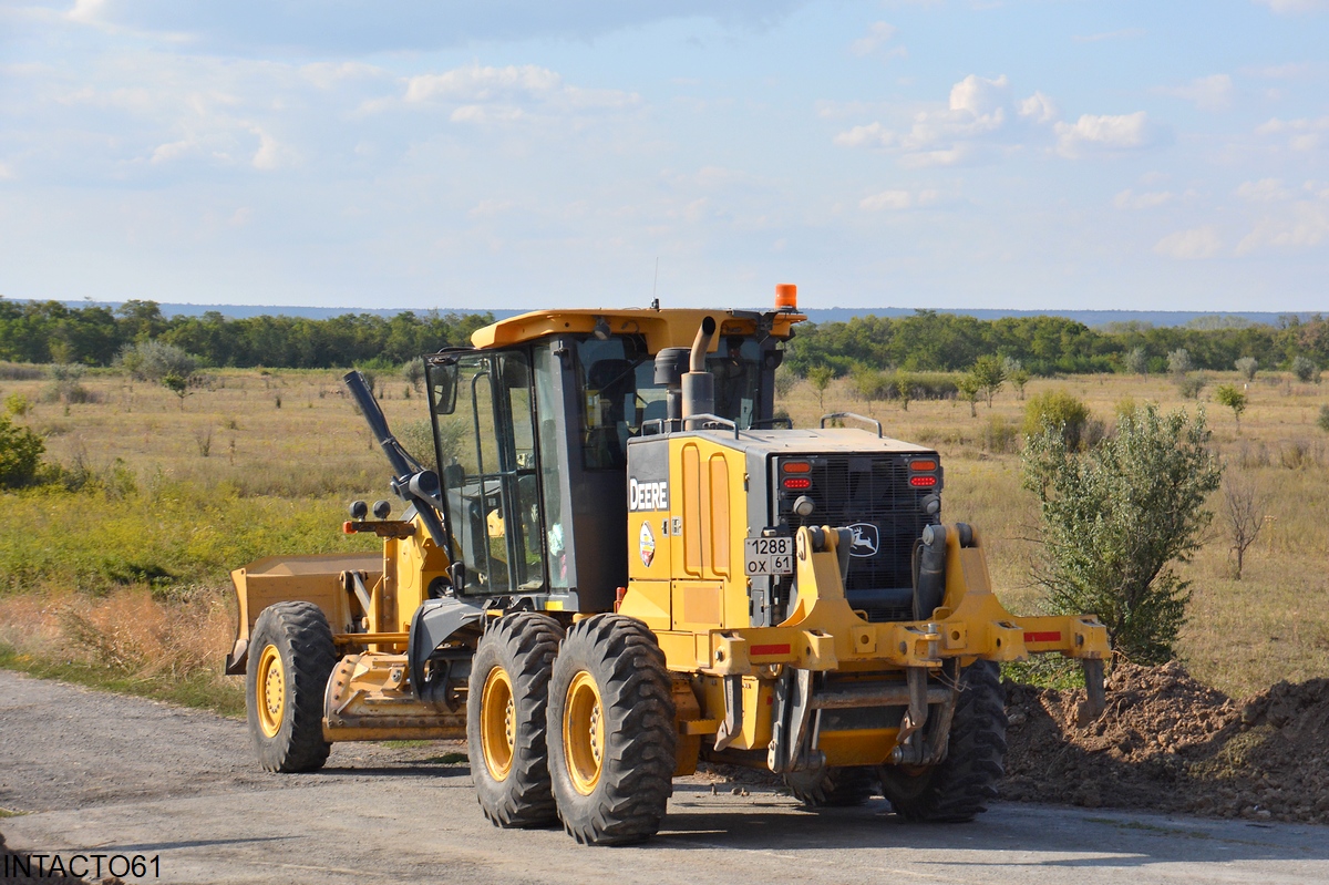 Ростовская область, № 1288 ОХ 61 — John Deere 672G