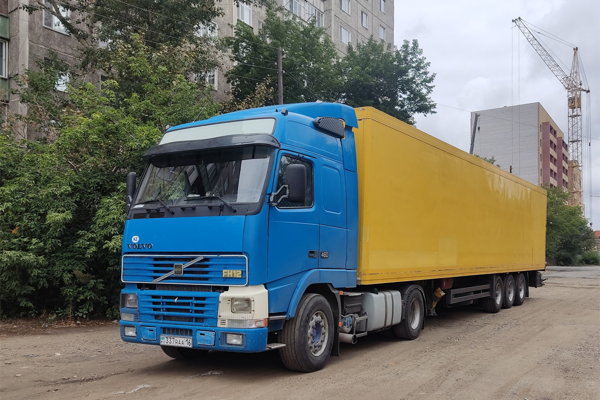 Восточно-Казахстанская область, № 337 RAA 16 — Volvo ('1993) FH12.460