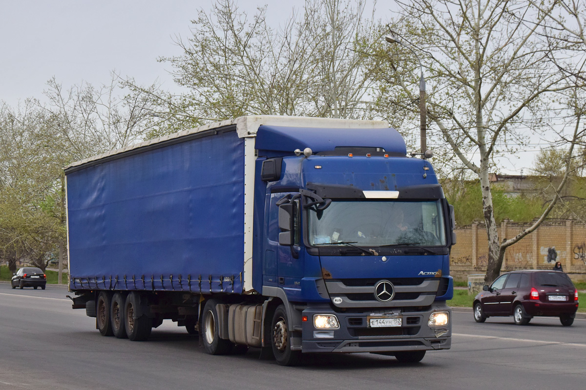 Нижегородская область, № Е 144 УН 152 — Mercedes-Benz Actros ('2009) 1841