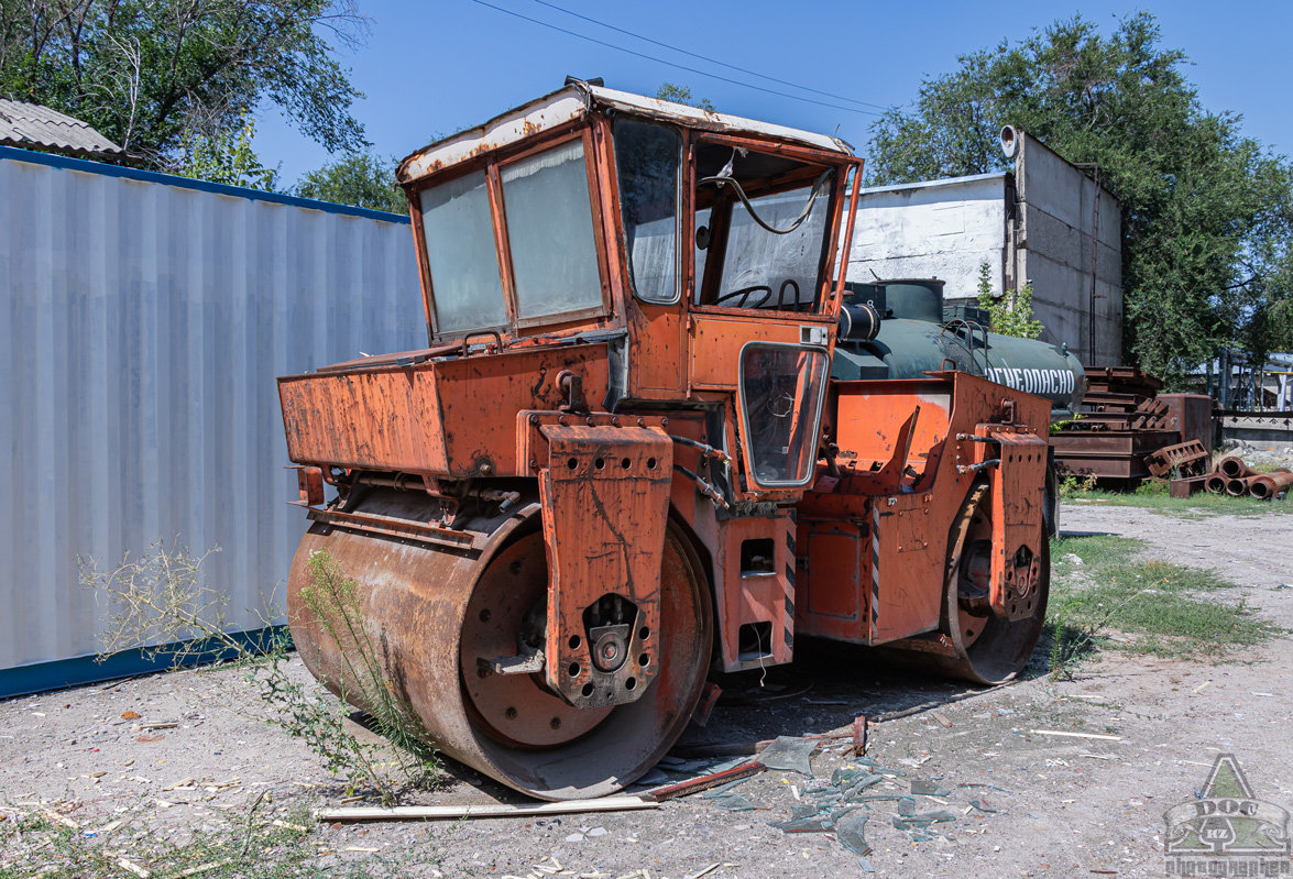 Алматы, № (KZ02) Б/Н СТ 0074 — Bomag (общая модель)