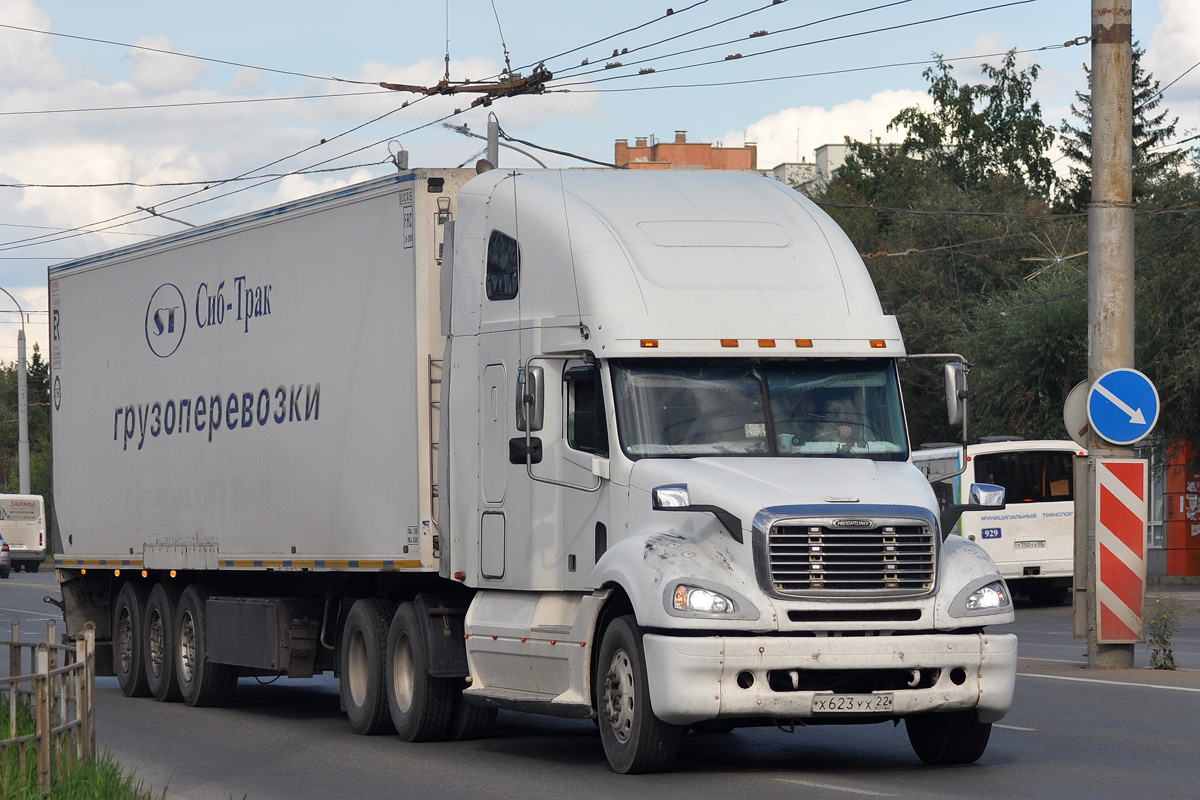 Алтайский край, № Х 623 УХ 22 — Freightliner Columbia