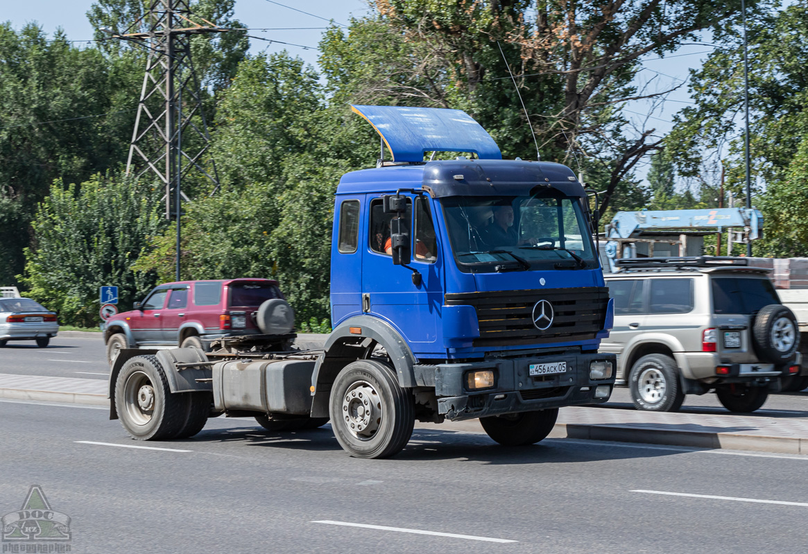 Алматинская область, № 456 ACK 05 — Mercedes-Benz SK 1831