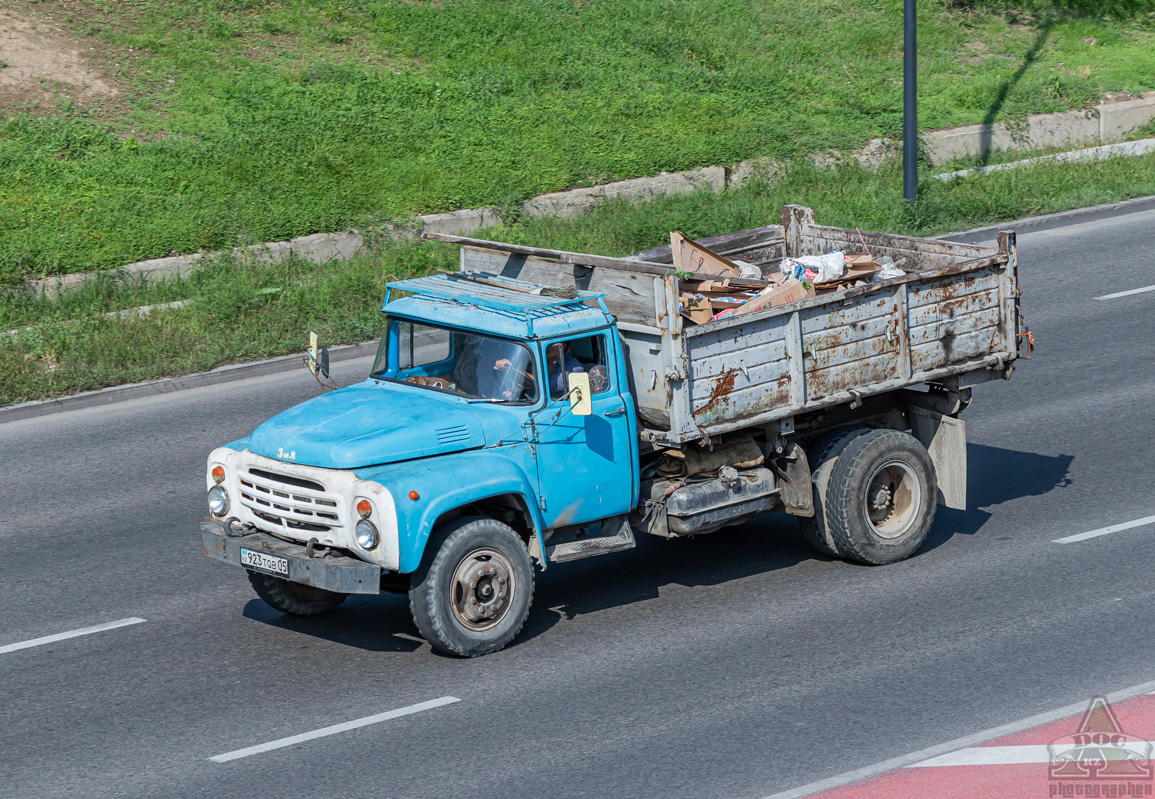 Алматинская область, № 923 TQB 05 — ЗИЛ-495710