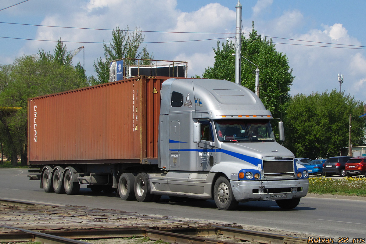 Алтайский край, № Н 945 ХН 22 — Freightliner Century Class