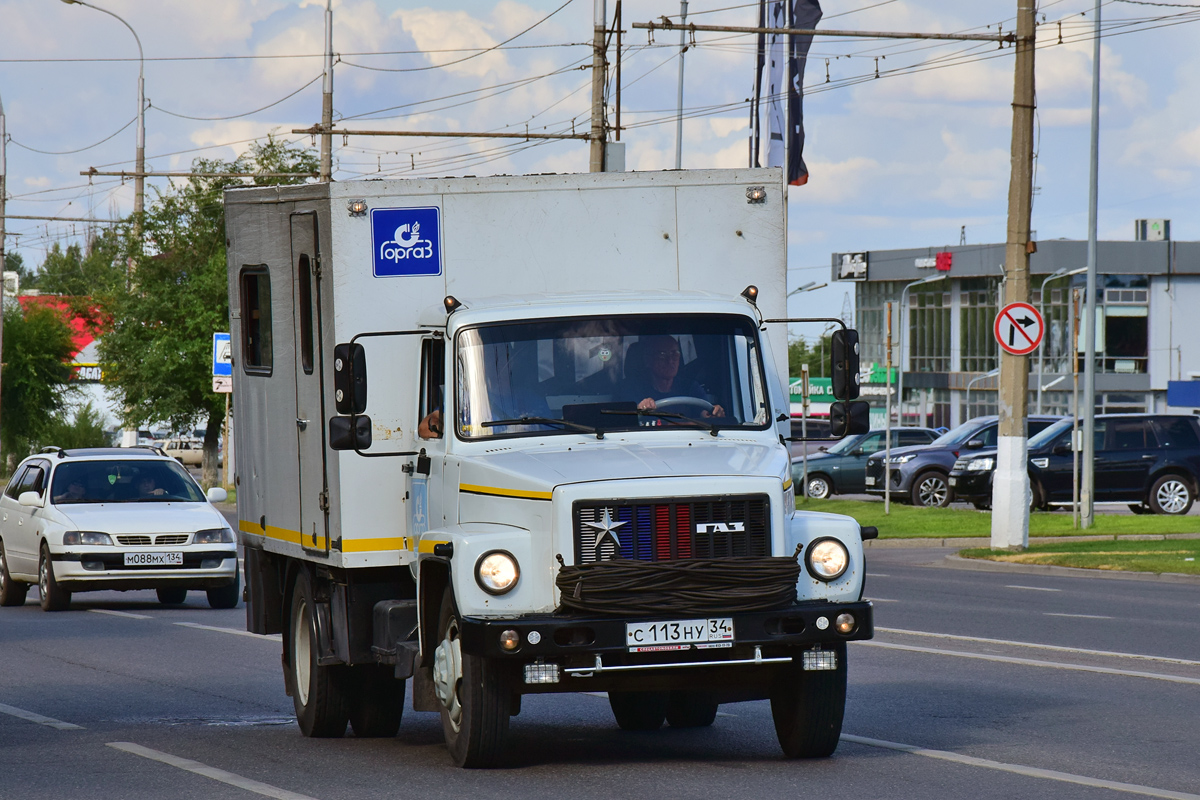 Волгоградская область, № С 113 НУ 34 — ГАЗ-3309