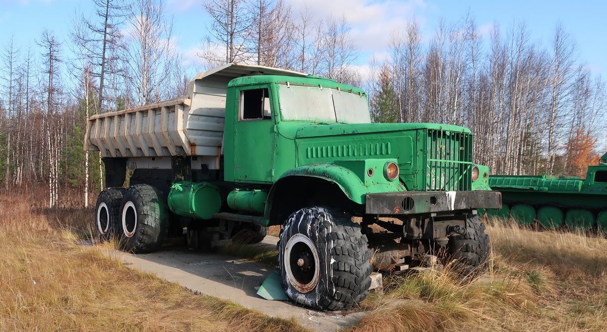 Ямало-Ненецкий автоном.округ, № (89) Б/Н 0022 — КрАЗ-255 (общая модель); Ямало-Ненецкий автоном.округ — Автомобили на постаментах; Техника на постаментах, памятники (Ямало-Ненецкий автоном.округ)