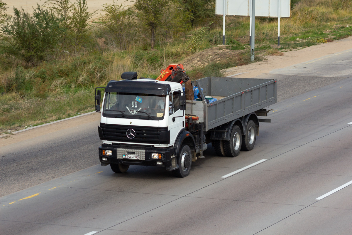 Алматинская область, № 564 ANV 05 — Mercedes-Benz SK 2631