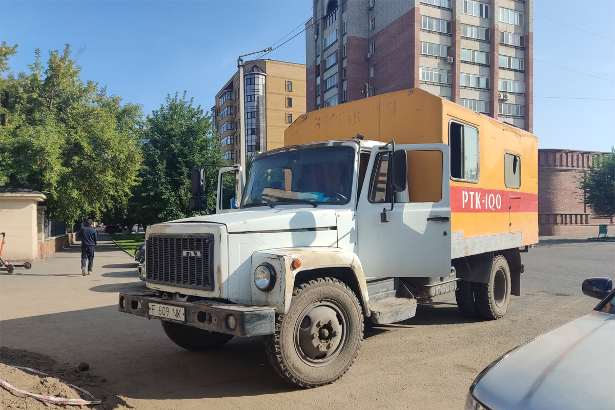 Восточно-Казахстанская область, № F 609 NK — ГАЗ-3307