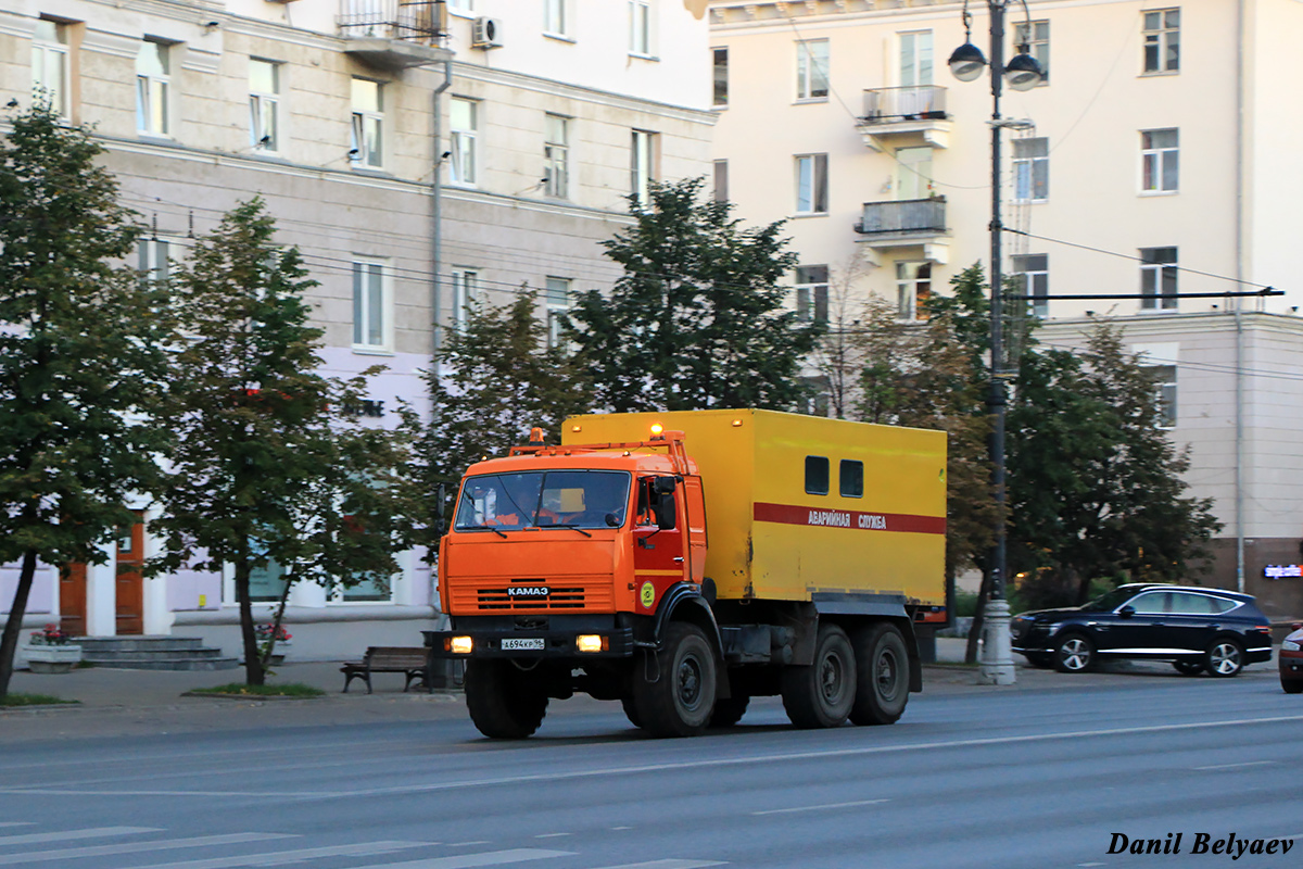 Свердловская область, № А 694 КР 96 — КамАЗ-43114-15 [43114R]