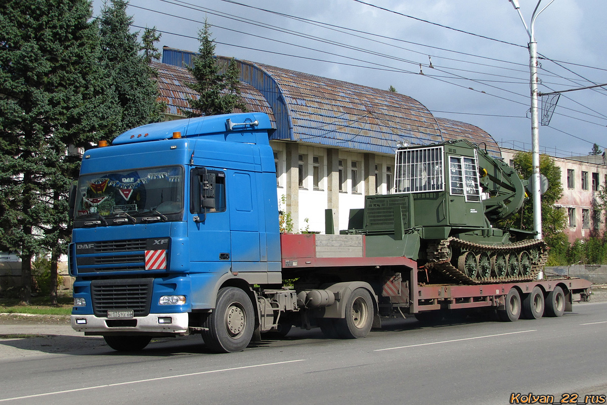 Алтайский край, № Н 175 РХ 22 — DAF XF95 FT; Алтайский край — Новая спецтехника