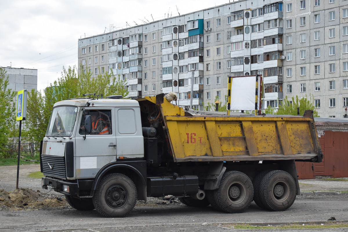 Алтайский край, № Н 406 ТО 22 — МАЗ-5516 [551600]