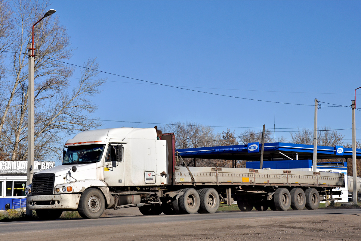 Алтайский край, № О 709 УА 22 — Freightliner Century Class