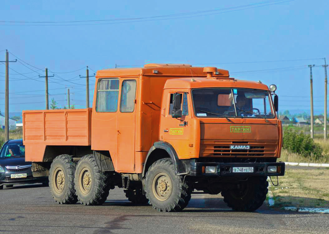 Башкортостан, № В 748 УЕ 02 — КамАЗ-43114-02 [43114C]