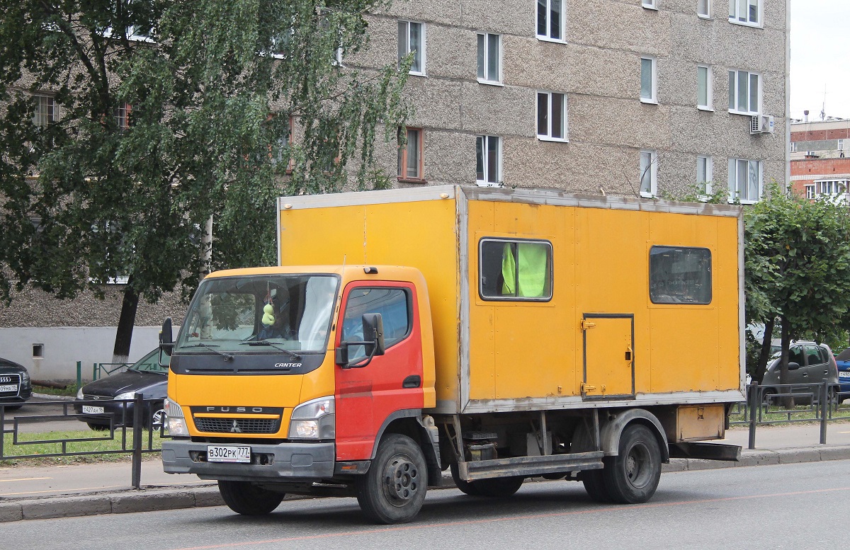 Татарстан, № В 302 РК 777 — Fuso Canter [Z8V, Z9M]