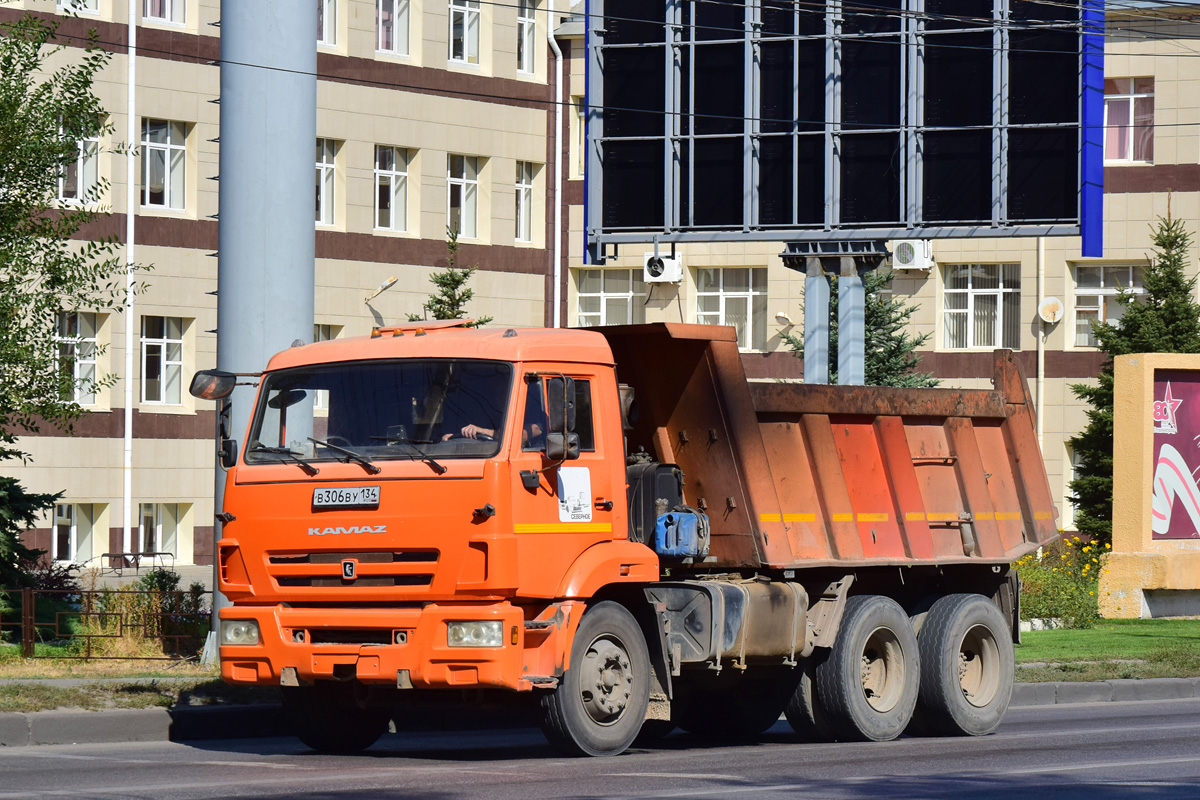 Волгоградская область, № В 306 ВУ 134 — КамАЗ-65115-L4