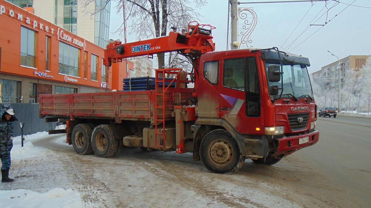 Удмуртия, № У 358 ХО 18 — Daewoo Novus