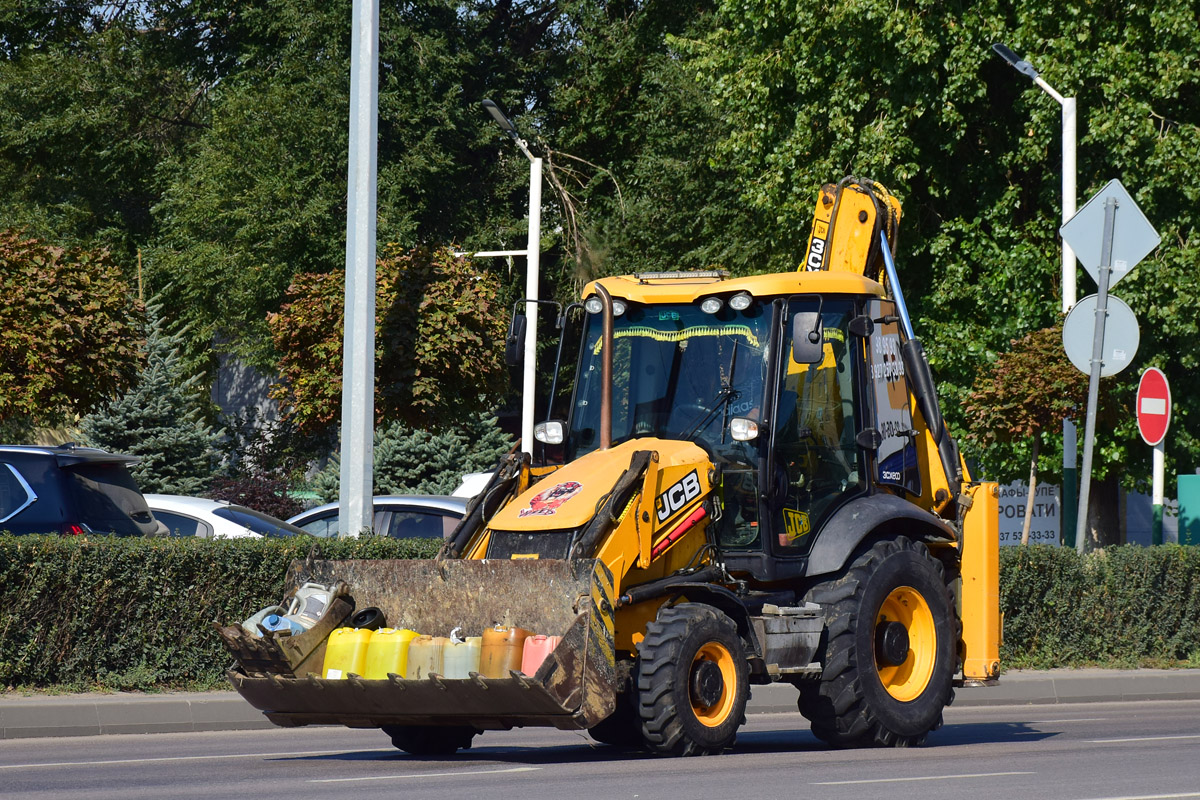 Волгоградская область, № 8985 ЕА 34 — JCB 3CX