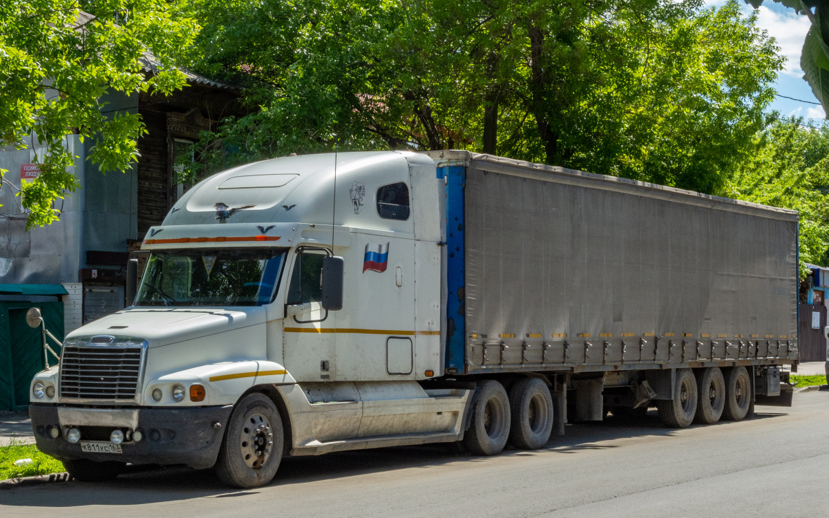 Самарская область, № К 811 УС 163 — Freightliner Century Class