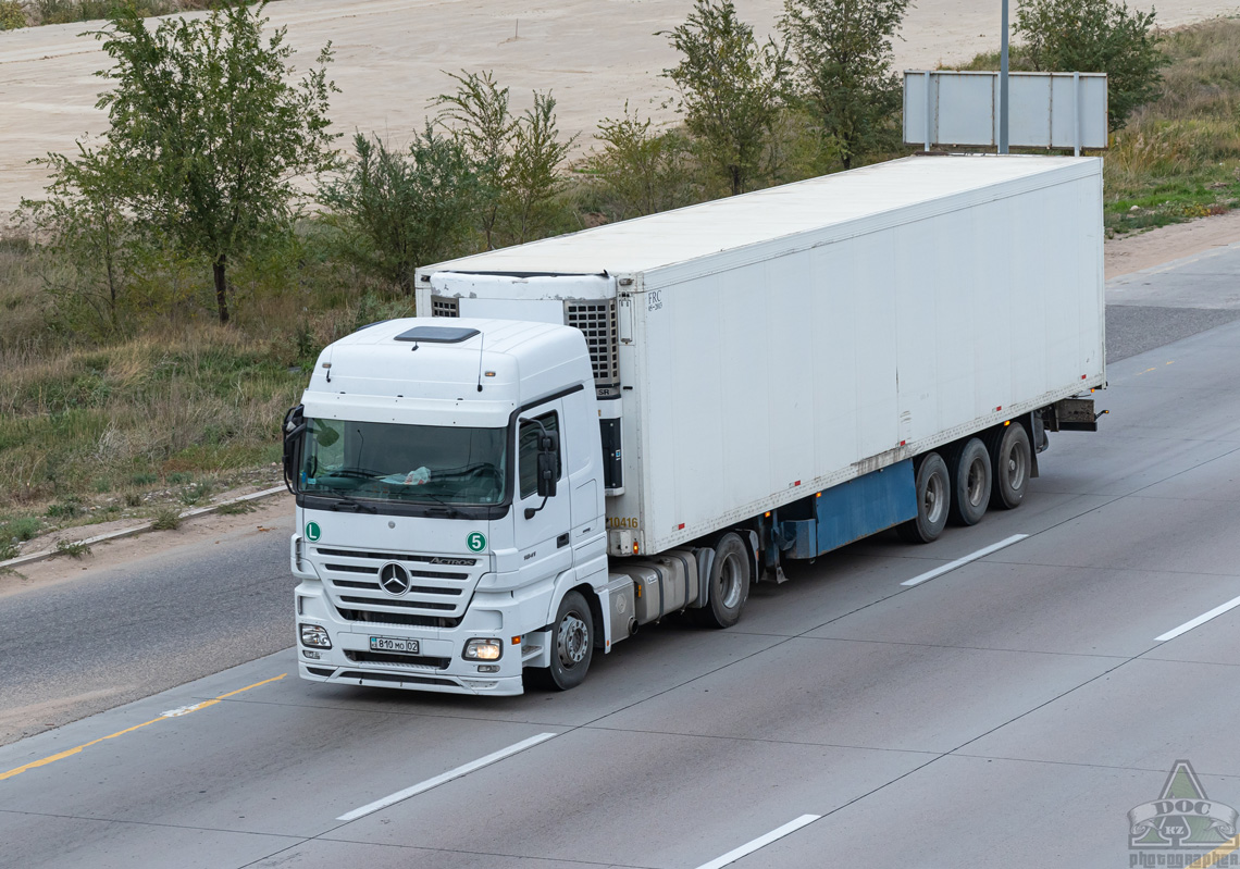 Алматы, № 810 MO 02 — Mercedes-Benz Actros ('2003) 1844