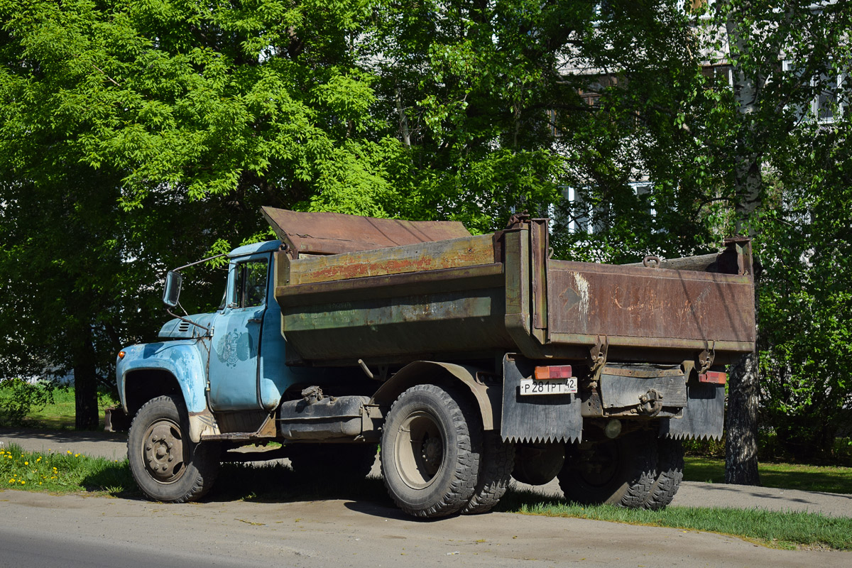 Алтайский край, № Р 281 РТ 42 — ЗИЛ-495710