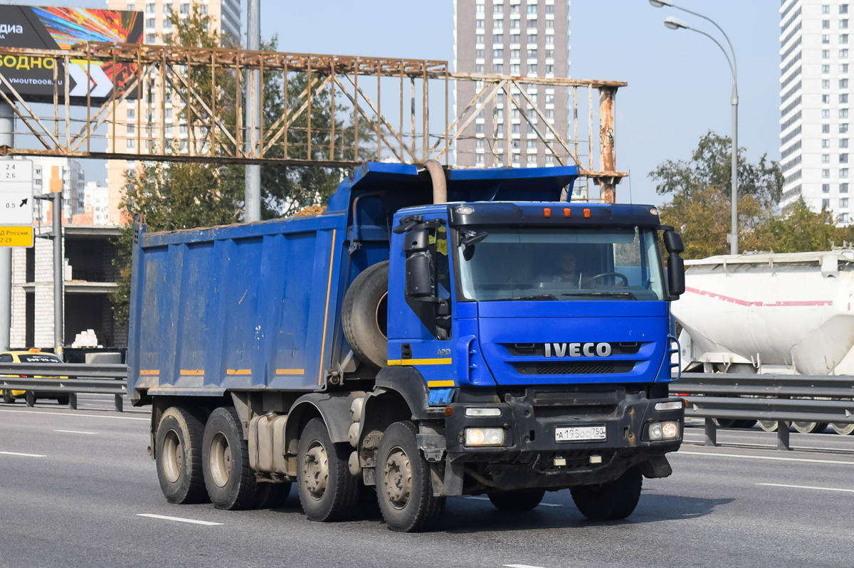 Московская область, № А 195 ОС 750 — IVECO Trakker ('2007)