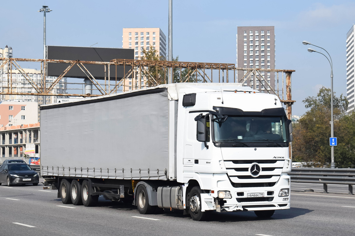 Москва, № У 646 ВК 799 — Mercedes-Benz Actros ('2009) 1844