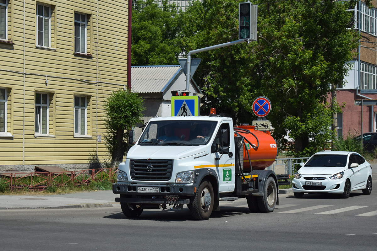 Алтайский край, № В 330 КУ 122 — ГАЗ-C41R33