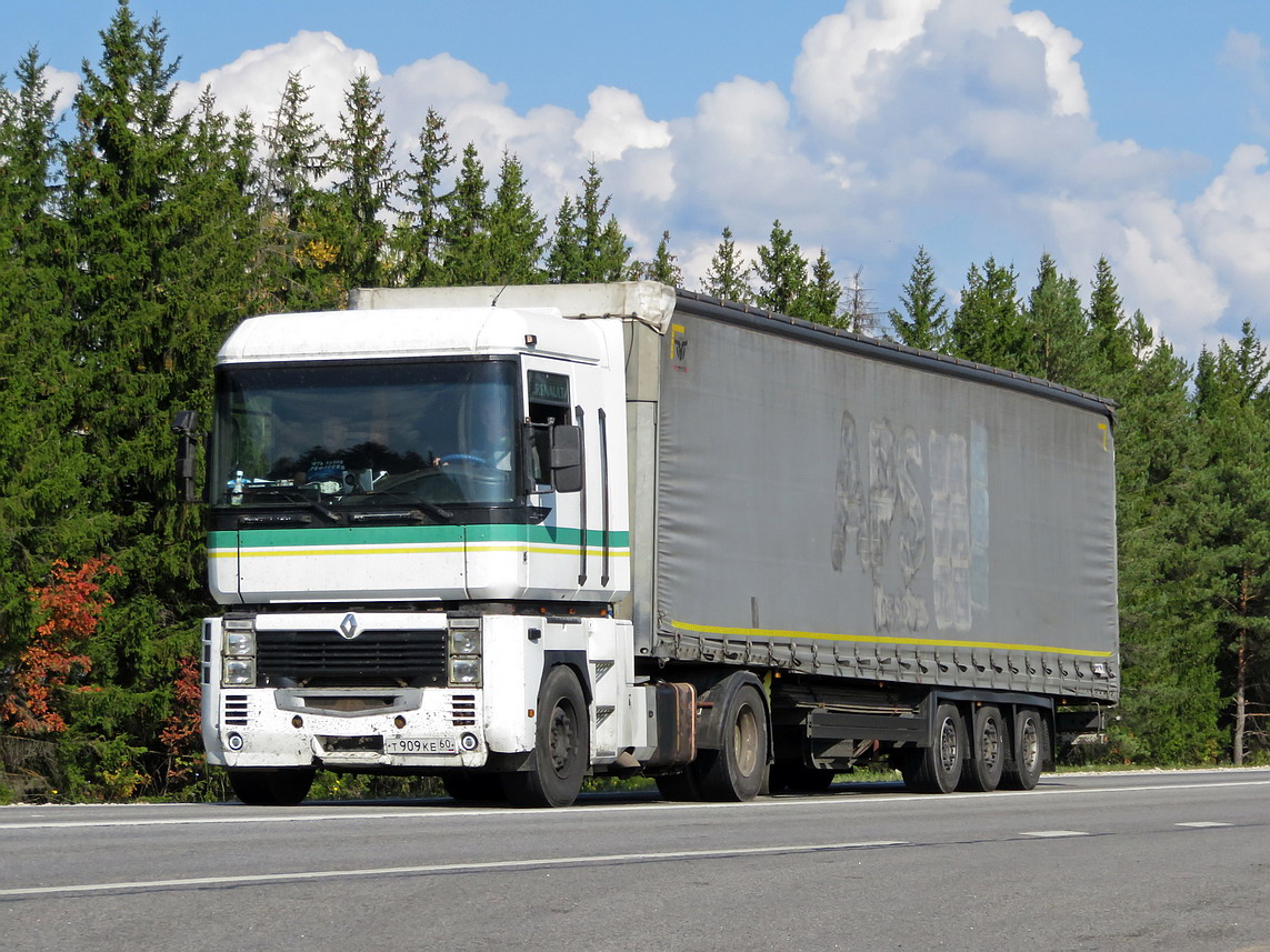 Псковская область, № Т 909 КЕ 60 — Renault Magnum Integral ('1997)