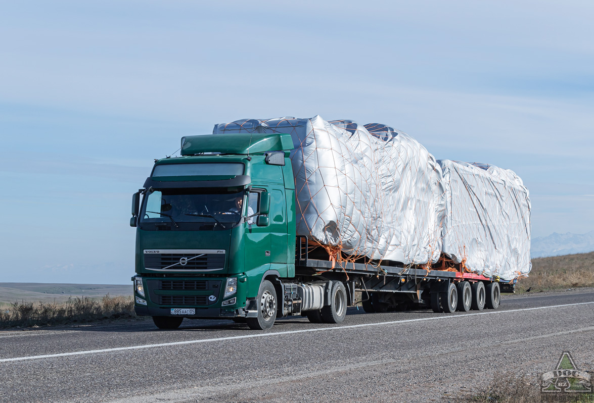 Алматинская область, № 885 AAC 05 — Volvo ('2008) FH-Series