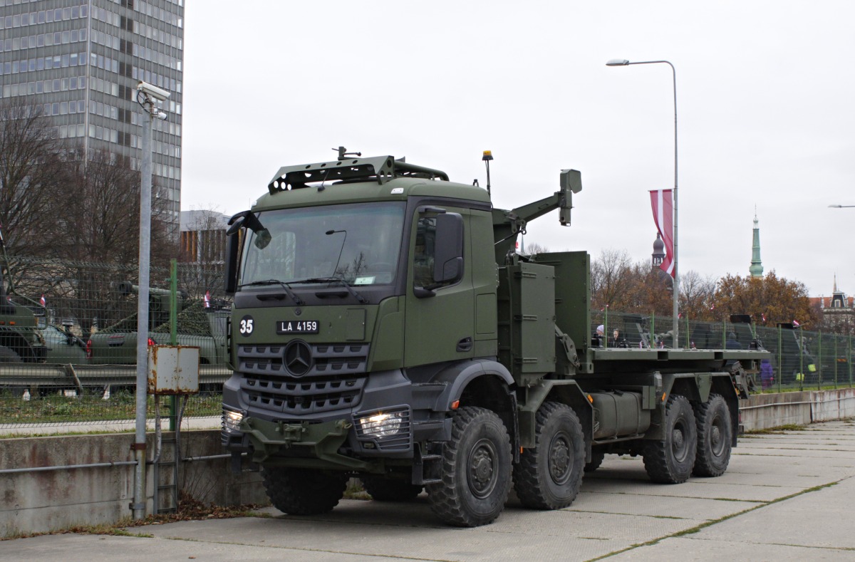 Латвия, № 35 — Mercedes-Benz Arocs (общ.м)